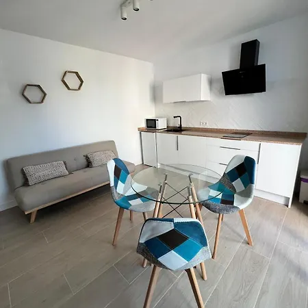 Apartamentos Buganvilla Roquetas De Mar Room photo